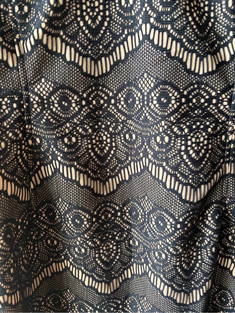 Liz Claiborne Black Lace-Pattern V-Neck Midi Dress - Picture 4 of 7